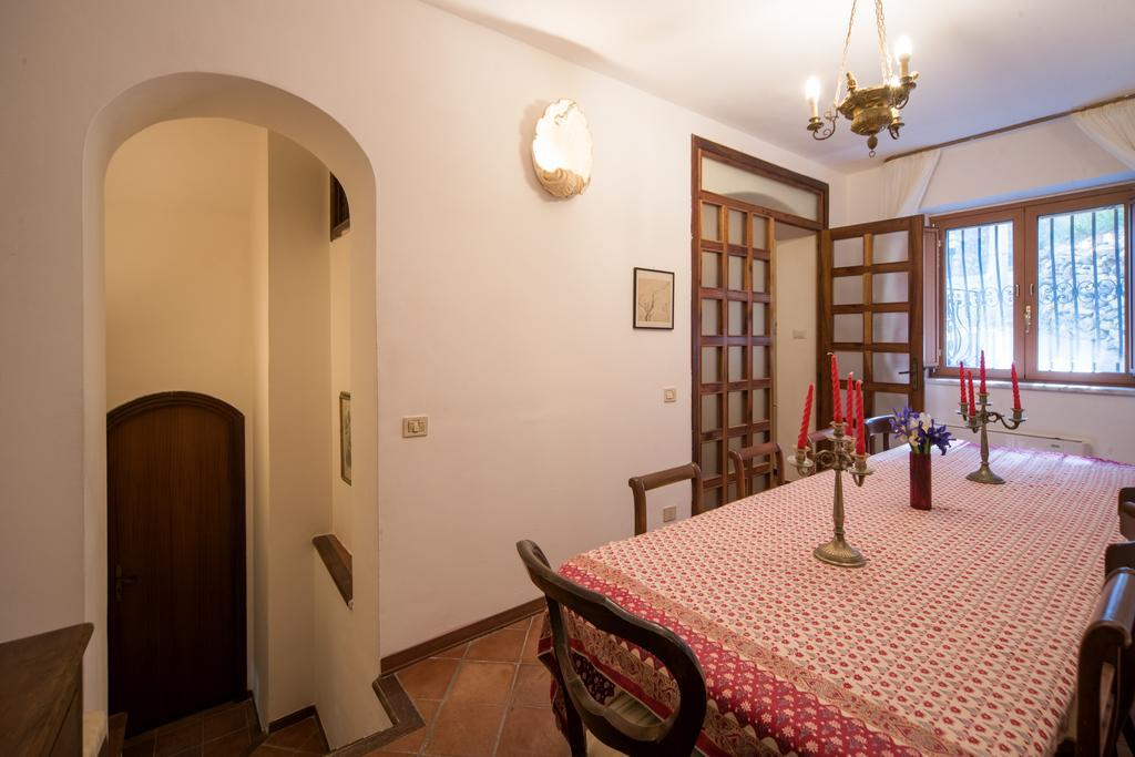 The Clock Houses Borgo Gallodoro Летояни Екстериор снимка
