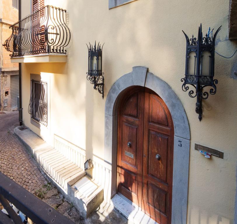 The Clock Houses Borgo Gallodoro Летояни Екстериор снимка