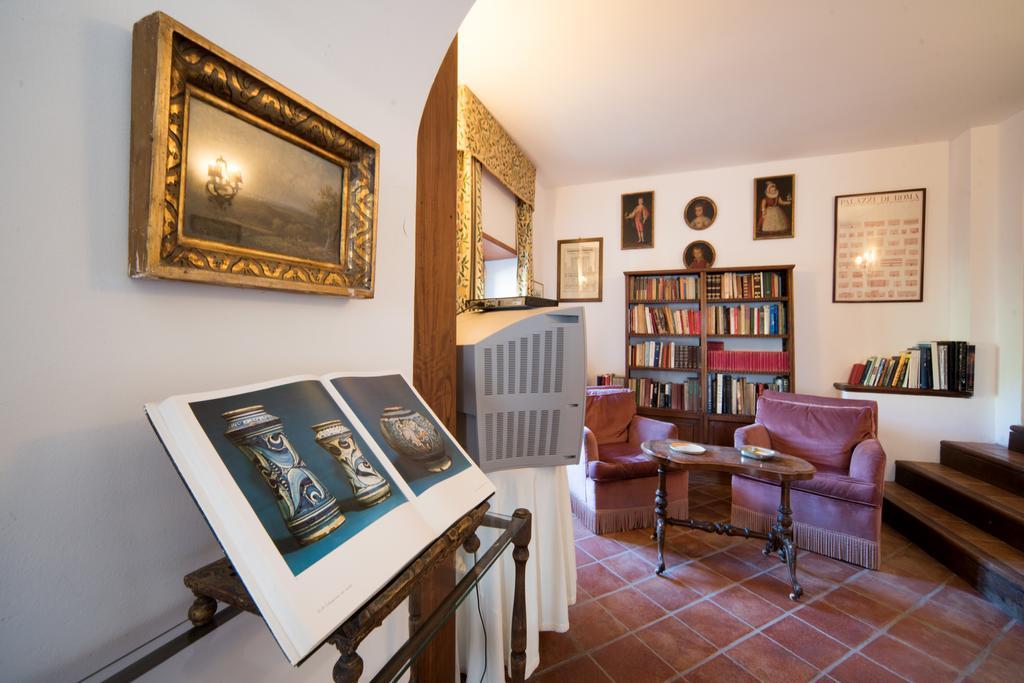 The Clock Houses Borgo Gallodoro Летояни Екстериор снимка